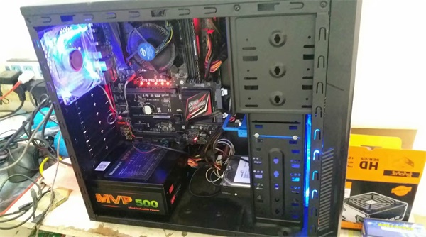 十几台电脑装机