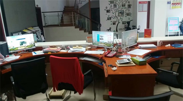 大冶市安平社区办公电脑